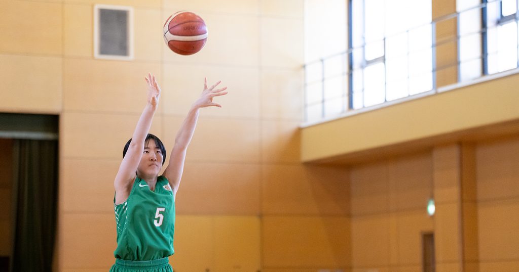 夏海 東京医療保健大学・絈野夏海選手  目標の「日本一」を実現するために、何が必要なのかを継続して追求していきたい【バスケットボール】│アスリート・ビジョンWeb｜勝てるカラダをつくる学生アスリート応援マガジン